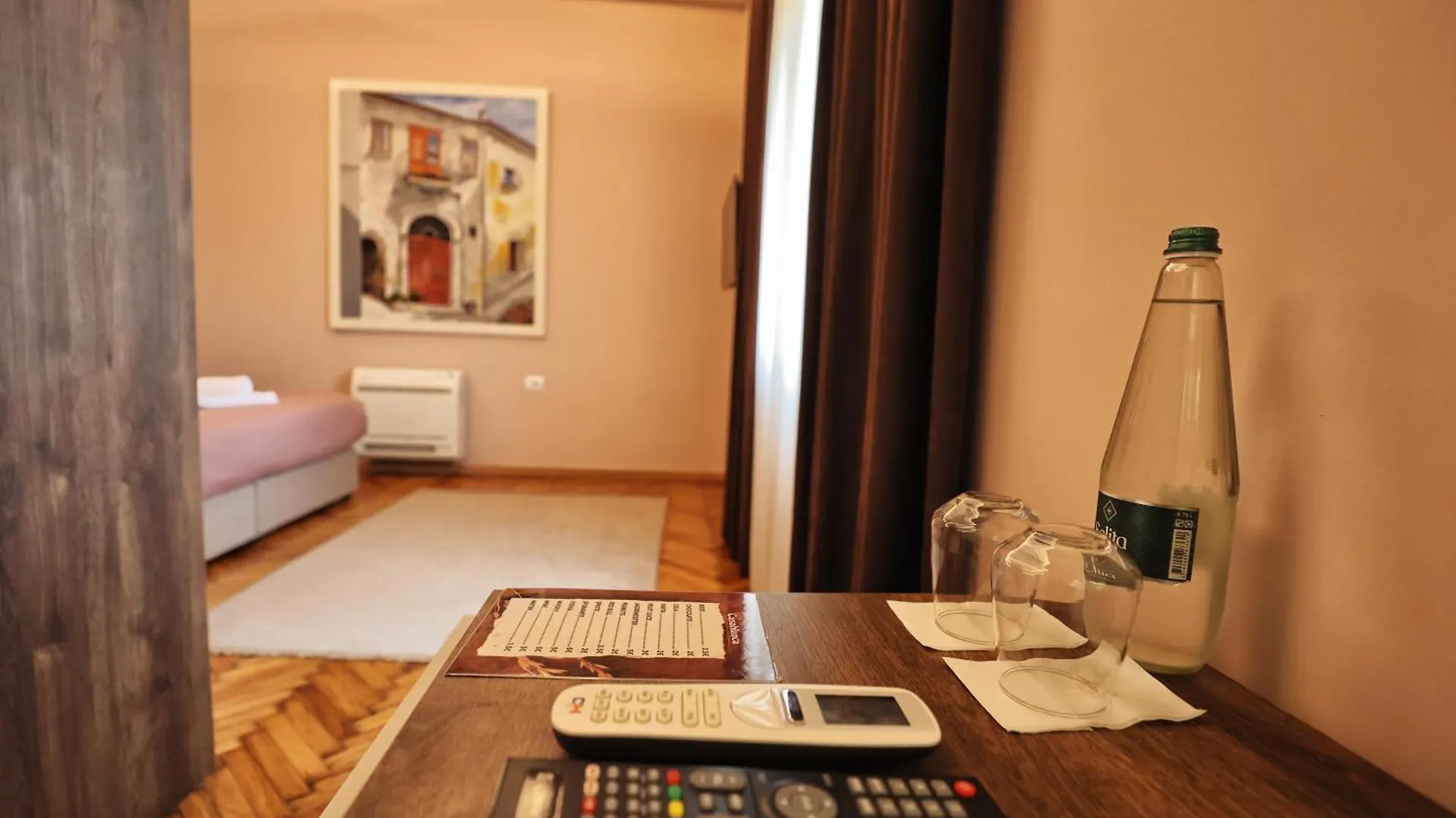 Vila Casablanca - Boutique Hotel & Restaurant Shkodër