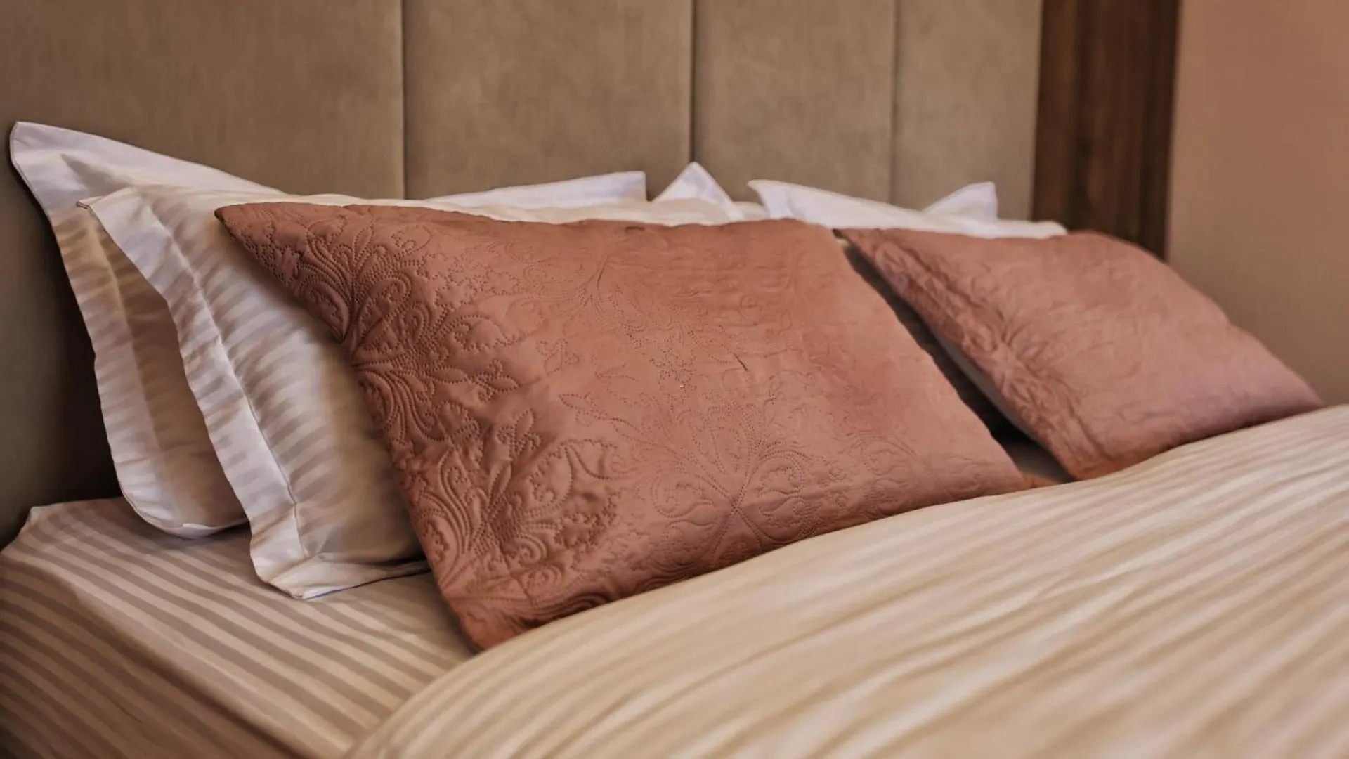 Vila Casablanca - Boutique Hotel & Restaurant Shkoder