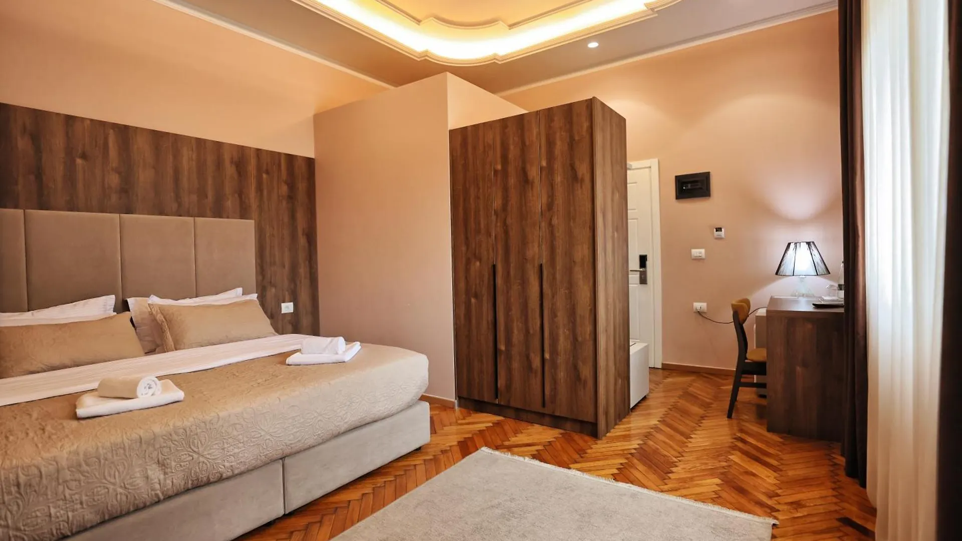 Vila Casablanca - Boutique Hotel&Restaurant Shkodër