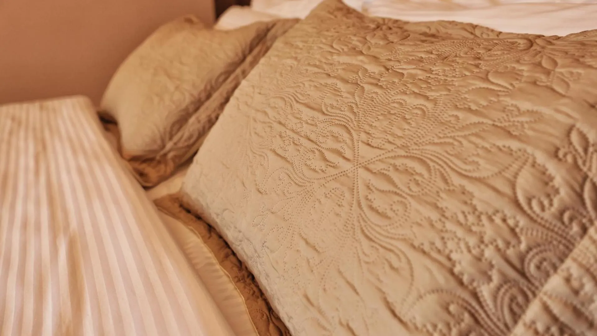 Vila Casablanca - Boutique Hotel & Restaurant Shkodër