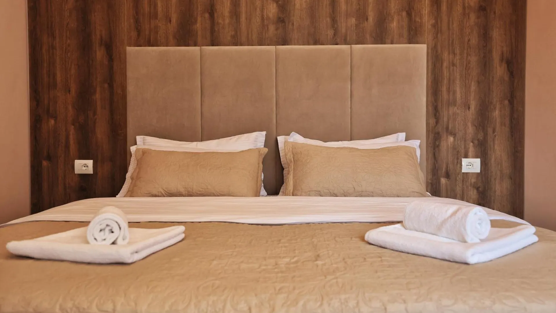 Vila Casablanca - Boutique Hotel & Restaurant Shkoder Albania
