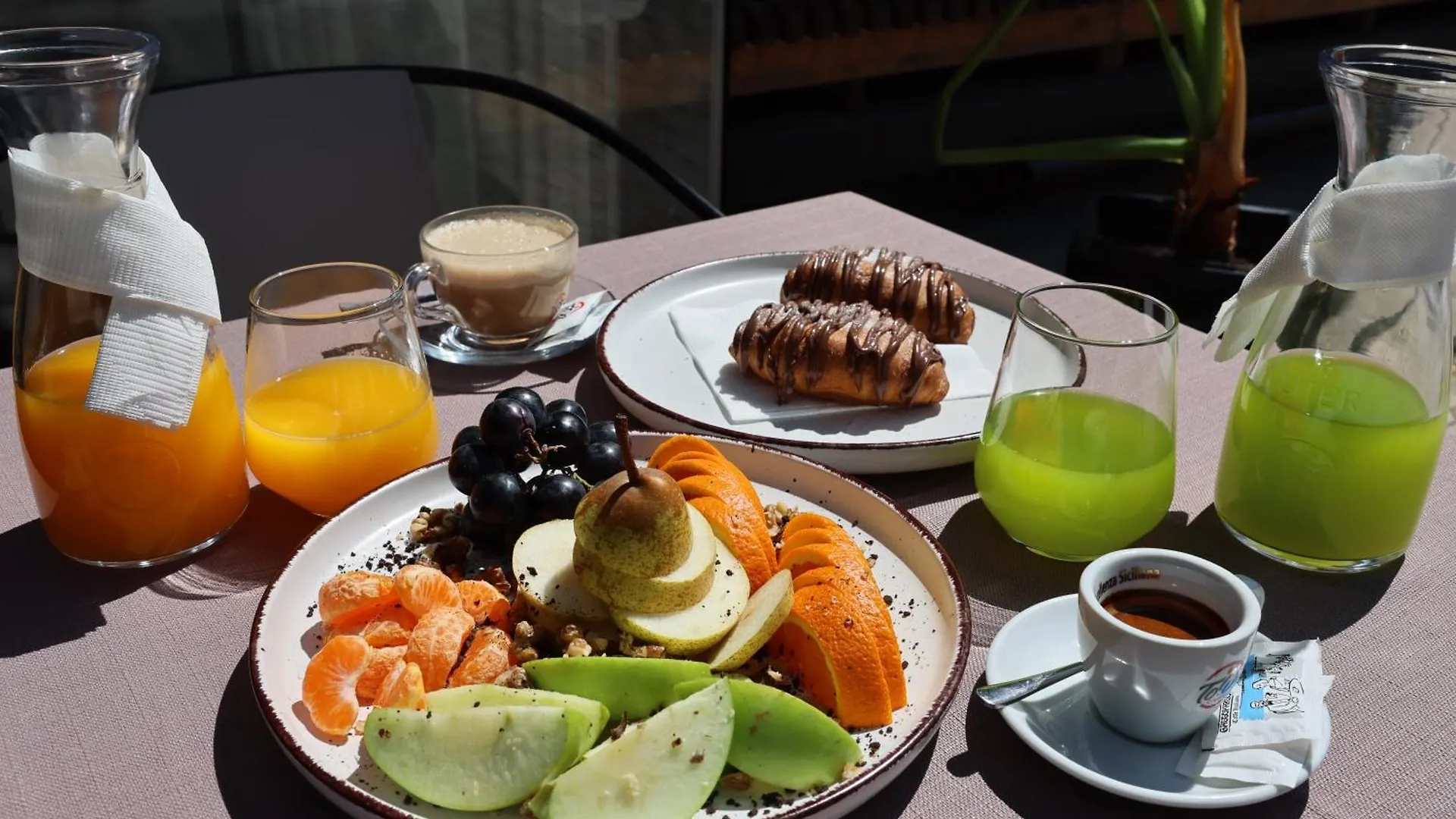 Vila Casablanca - Boutique Hotel & Restaurant Shkoder
